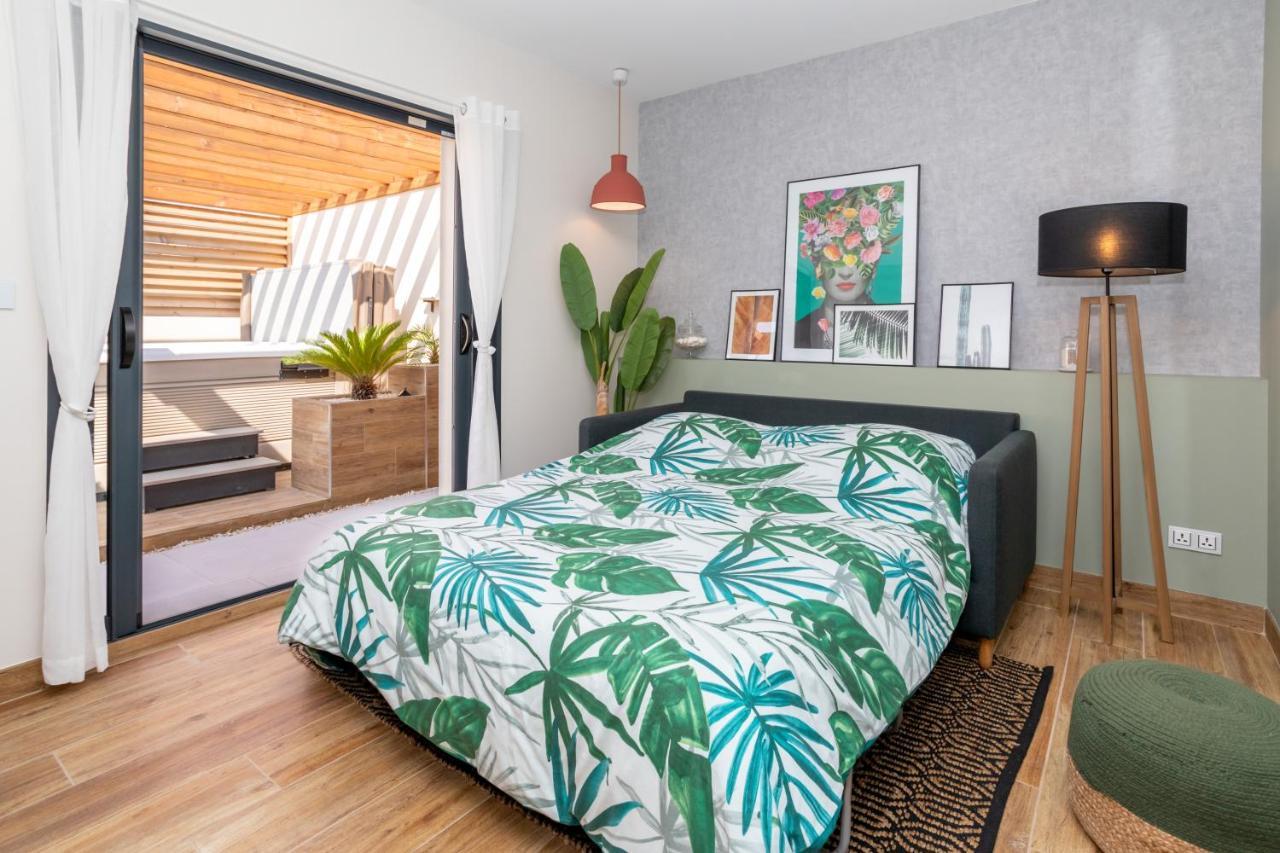 L'Entre Deux-Suite Romantique - Jacuzzi Privatif - Clim Reversible - Wifi Le Somail Buitenkant foto