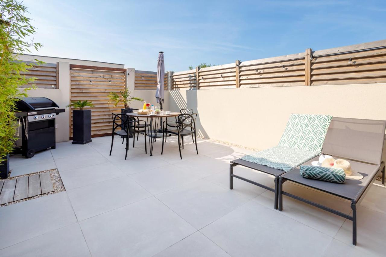 L'Entre Deux-Suite Romantique - Jacuzzi Privatif - Clim Reversible - Wifi Le Somail Buitenkant foto