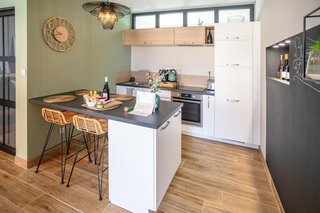 L'Entre Deux-Suite Romantique - Jacuzzi Privatif - Clim Reversible - Wifi Le Somail Buitenkant foto